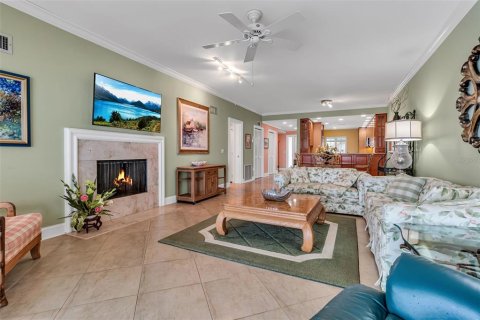 Condo in Cortez, Florida, 2 bedrooms № 2212476 - photo 16