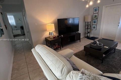 Снять в аренду кондоминиум в Майами-Бич, Флорида 1 спальня, 70.88м2, № 1946056 - фото 6