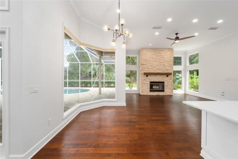 House in Gainesville, Florida 5 bedrooms, 327.48 sq.m. № 1354114 - photo 29