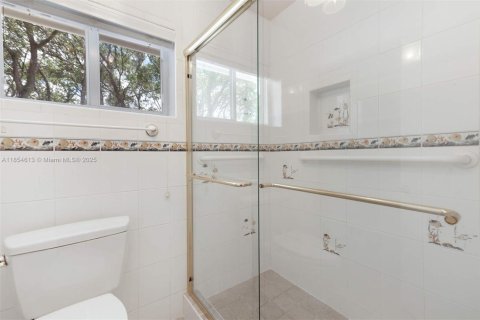 Casa en venta en Pinecrest, Florida, 5 dormitorios, 248.05 m2 № 1880251 - foto 12