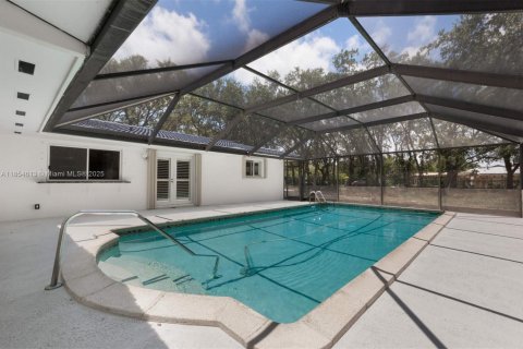 Casa en venta en Pinecrest, Florida, 5 dormitorios, 248.05 m2 № 1880251 - foto 27