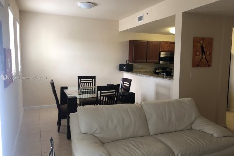 Copropriété à vendre à Doral, Floride: 3 chambres, 116.69 m2 № 1979831 - photo 7