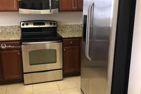 Copropriété à vendre à Doral, Floride: 3 chambres, 116.69 m2 № 1979831 - photo 4