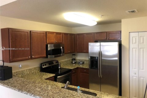 Copropriété à vendre à Doral, Floride: 3 chambres, 116.69 m2 № 1979831 - photo 3