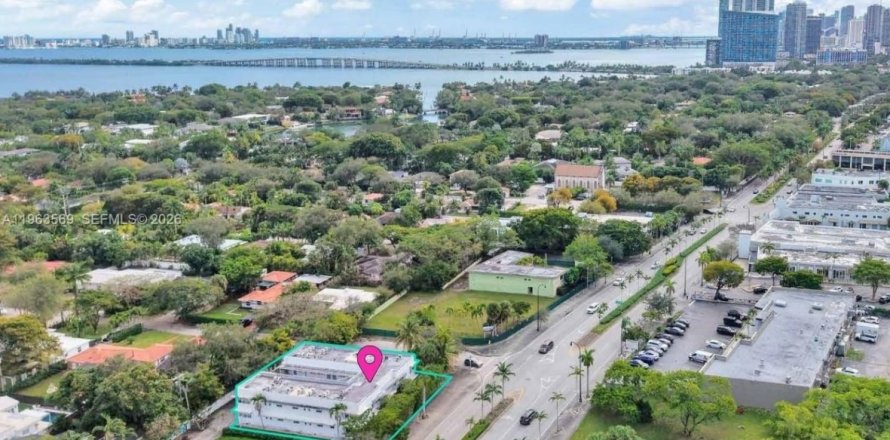 Immobilier commercial à Miami, Floride № 2025345