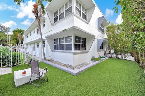 Immobilier commercial à vendre à Miami, Floride № 2025345 - photo 5