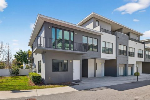 Touwnhouse à louer à Tampa, Floride: 3 chambres, 144.74 m2 № 2122146 - photo 4