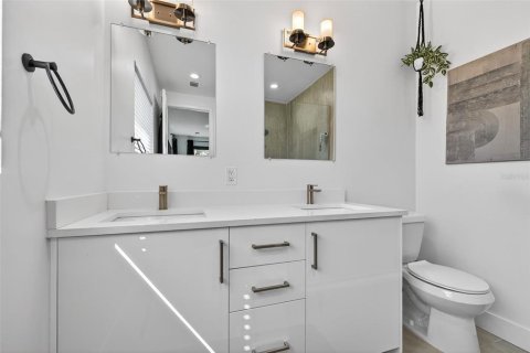 Touwnhouse à louer à Tampa, Floride: 3 chambres, 144.74 m2 № 2122146 - photo 22