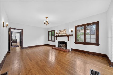 Villa ou maison à vendre à Orlando, Floride: 3 chambres, 201.41 m2 № 2354849 - photo 13