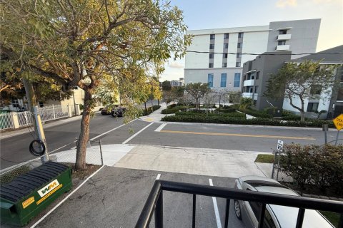 Villa ou maison à louer à South Miami, Floride: 1 chambre, 62.24 m2 № 2028141 - photo 12