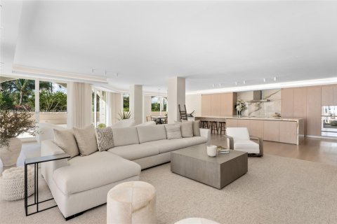 Купить кондоминиум в Майами-Бич, Флорида 4 спальни, 375.23м2, № 2021134 - фото 11