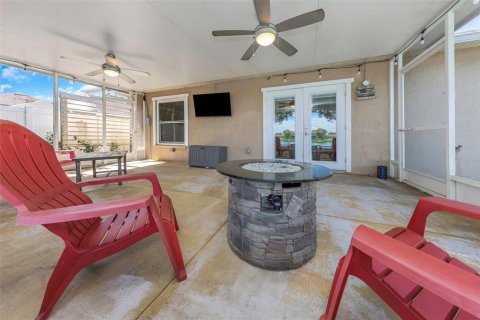 House in Wesley Chapel, Florida 4 bedrooms, 143.44 sq.m. № 2418893 - photo 16