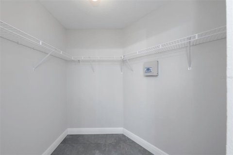 House in Wesley Chapel, Florida 4 bedrooms, 143.44 sq.m. № 2418893 - photo 30