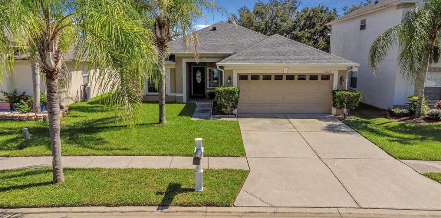 House in Wesley Chapel, Florida 4 bedrooms, 143.44 sq.m. № 2418893