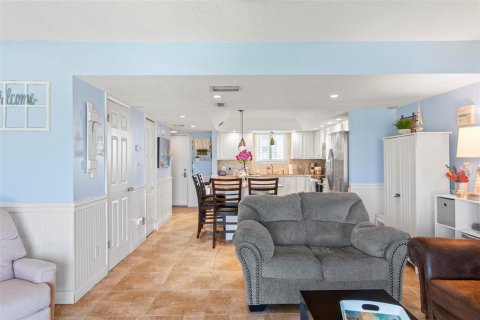 Condo in Flagler Beach, Florida, 2 bedrooms  № 1884698 - photo 19