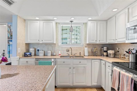 Condo in Flagler Beach, Florida, 2 bedrooms  № 1884698 - photo 10
