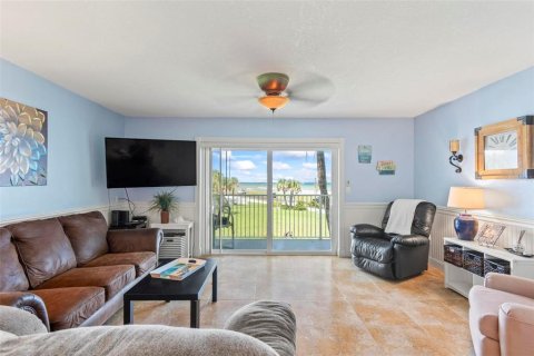 Condo in Flagler Beach, Florida, 2 bedrooms  № 1884698 - photo 15