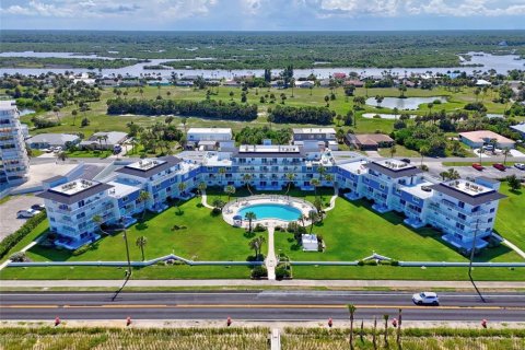 Condo in Flagler Beach, Florida, 2 bedrooms  № 1884698 - photo 4