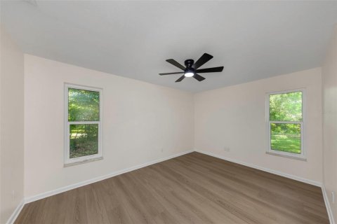 House in Dunedin, Florida 3 bedrooms, 170.48 sq.m. № 2428737 - photo 25