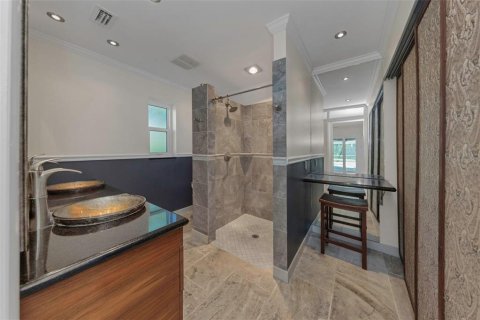 House in Dunedin, Florida 3 bedrooms, 170.48 sq.m. № 2428737 - photo 17