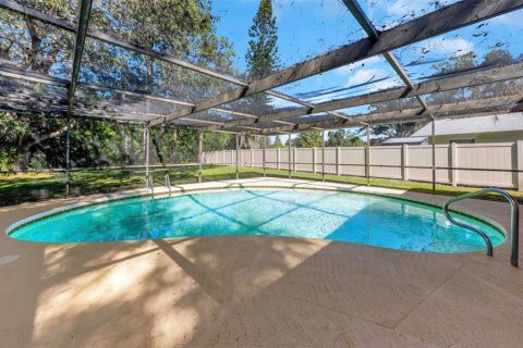 House in Dunedin, Florida 3 bedrooms, 170.48 sq.m. № 2428737 - photo 4