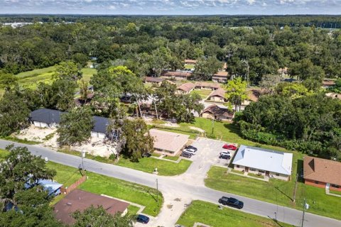 Commercial property in Ocala, Florida 6 bedrooms, 250.37 sq.m. № 2368854 - photo 12