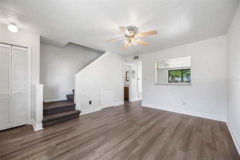 Touwnhouse à louer à Orlando, Floride: 2 chambres, 89.19 m2 № 2108272 - photo 5