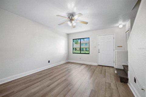 Touwnhouse à louer à Orlando, Floride: 2 chambres, 89.19 m2 № 2108272 - photo 4