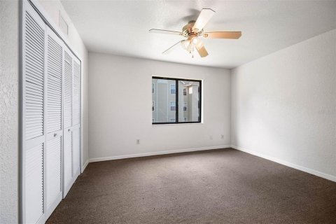 Touwnhouse à louer à Orlando, Floride: 2 chambres, 89.19 m2 № 2108272 - photo 13