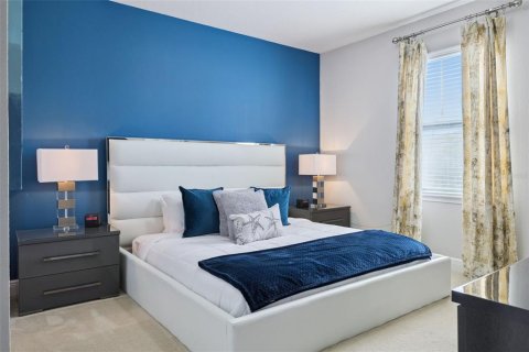 Casa en alquiler en Kissimmee, Florida, 8 dormitorios, 335.56 m2 № 2408415 - foto 20