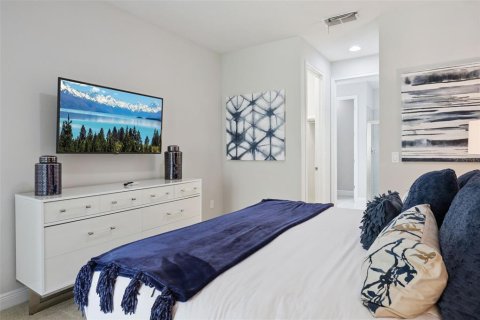 Casa en alquiler en Kissimmee, Florida, 8 dormitorios, 335.56 m2 № 2408415 - foto 27