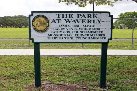 Снять в аренду виллу или дом в Дейви, Флорида 3 спальни, 146.79м2, № 1996365 - фото 26