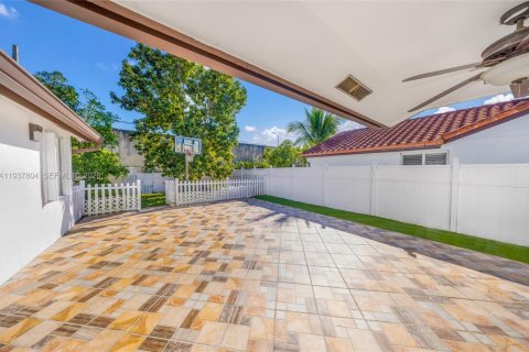 Снять в аренду виллу или дом в Дейви, Флорида 3 спальни, 146.79м2, № 1996365 - фото 20