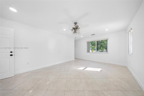 Снять в аренду виллу или дом в Дейви, Флорида 3 спальни, 146.79м2, № 1996365 - фото 7