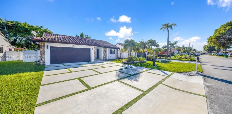 Дом в Дейви, Флорида 3 спальни, 146.79м2 № 1996365