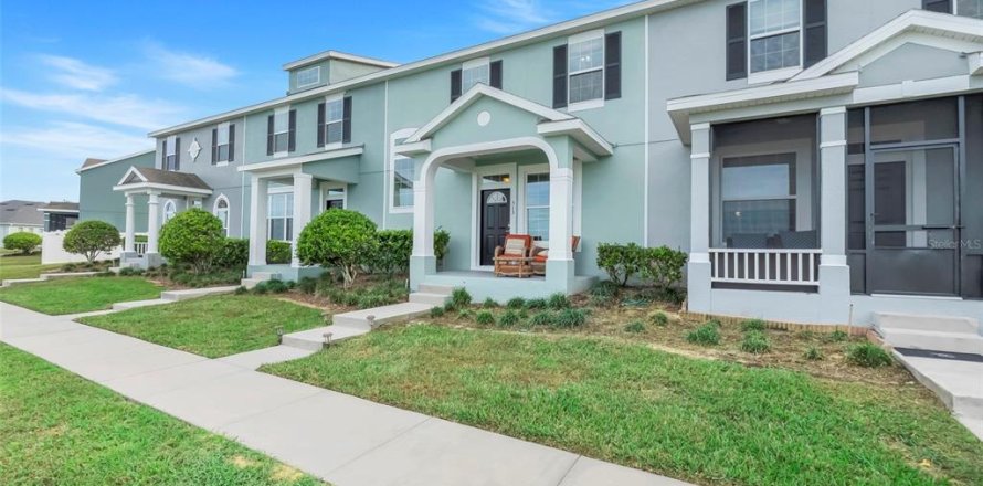 Townhouse in Groveland, Florida 3 bedrooms, 151.34 sq.m. № 2231947