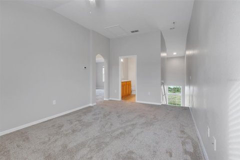 Townhouse in Groveland, Florida 3 bedrooms, 151.34 sq.m. № 2231947 - photo 25