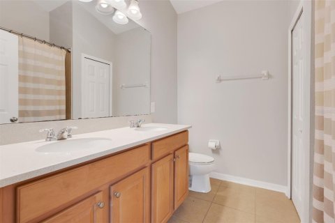 Townhouse in Groveland, Florida 3 bedrooms, 151.34 sq.m. № 2231947 - photo 26
