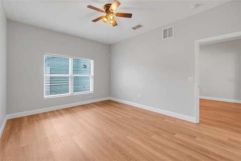 Townhouse in Groveland, Florida 3 bedrooms, 151.34 sq.m. № 2231947 - photo 19