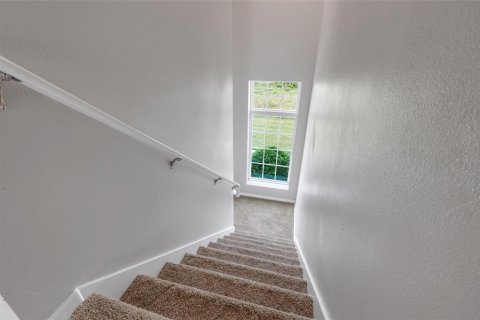 Townhouse in Groveland, Florida 3 bedrooms, 151.34 sq.m. № 2231947 - photo 22
