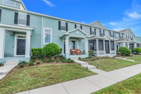 Townhouse in Groveland, Florida 3 bedrooms, 151.34 sq.m. № 2231947 - photo 4