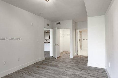 Appartement à louer à Plantation, Floride: 2 chambres, 94.3 m2 № 1820277 - photo 13