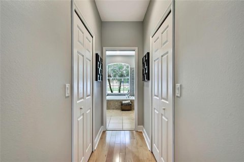 House in New Port Richey, Florida 4 bedrooms, 208.75 sq.m. № 1798480 - photo 22