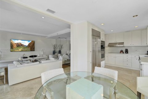 Copropriété à louer à Miami, Floride: 2 chambres, 132.76 m2 № 2077328 - photo 12