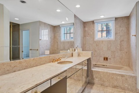 Copropriété à louer à Miami, Floride: 2 chambres, 132.76 m2 № 2077328 - photo 26