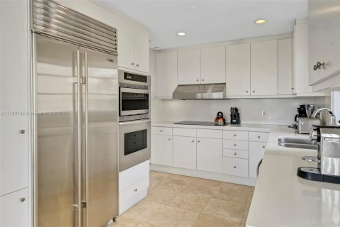 Copropriété à louer à Miami, Floride: 2 chambres, 132.76 m2 № 2077328 - photo 11