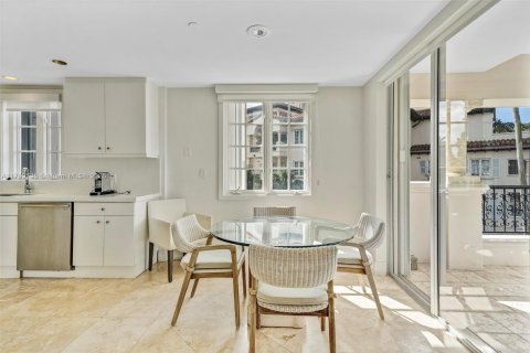 Copropriété à louer à Miami, Floride: 2 chambres, 132.76 m2 № 2077328 - photo 8