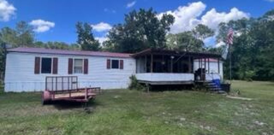 House in Hastings, Florida 3 bedrooms, 112.97 sq.m. № 767166