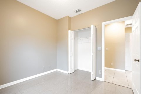 Apartment in Pompano Beach, Florida 3 bedrooms, 106.93 sq.m. № 2394628 - photo 8