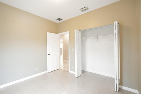 Apartment in Pompano Beach, Florida 3 bedrooms, 106.93 sq.m. № 2394628 - photo 7